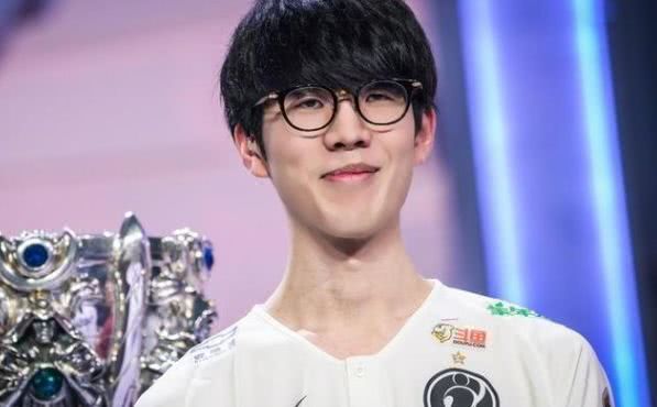 不少对手措 不少对手措