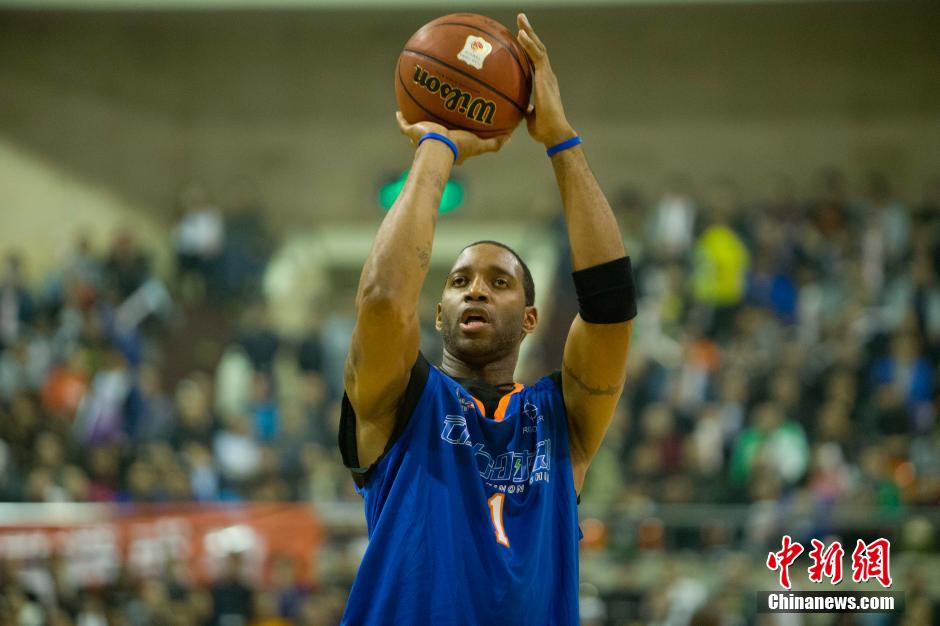 在哨声吹响 在哨声吹响